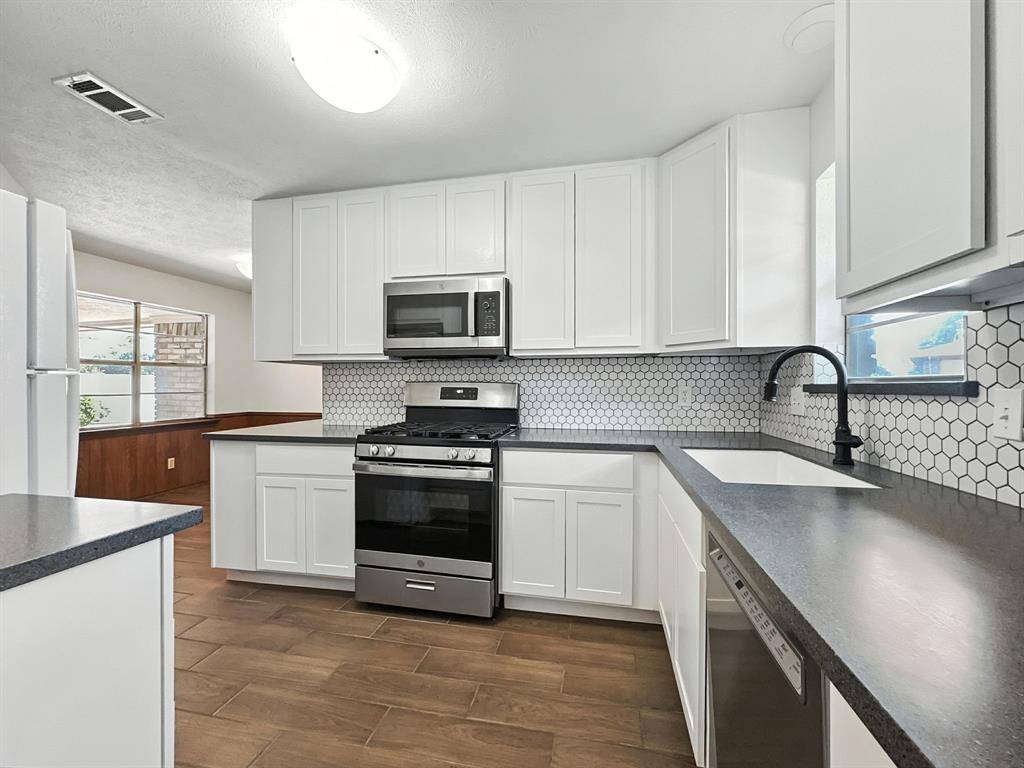 Plano, TX 75074,2412 Briarwood Drive