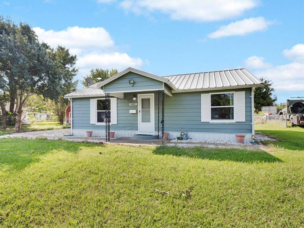 Honey Grove, TX 75446,1103 Commerce Street W