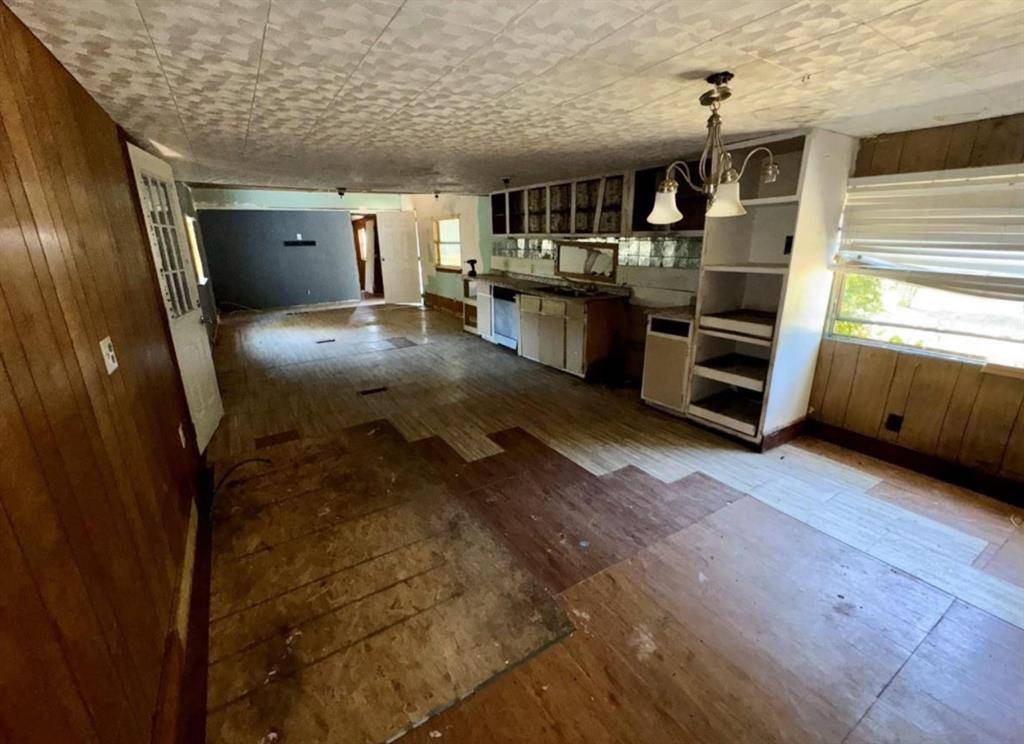 Granbury, TX 76048,1623 Lands End Street