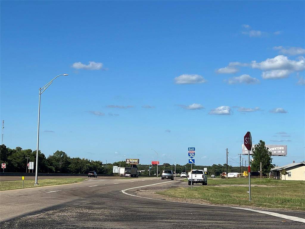 Sulphur Springs, TX 75482,1300-2 E Shannon Road