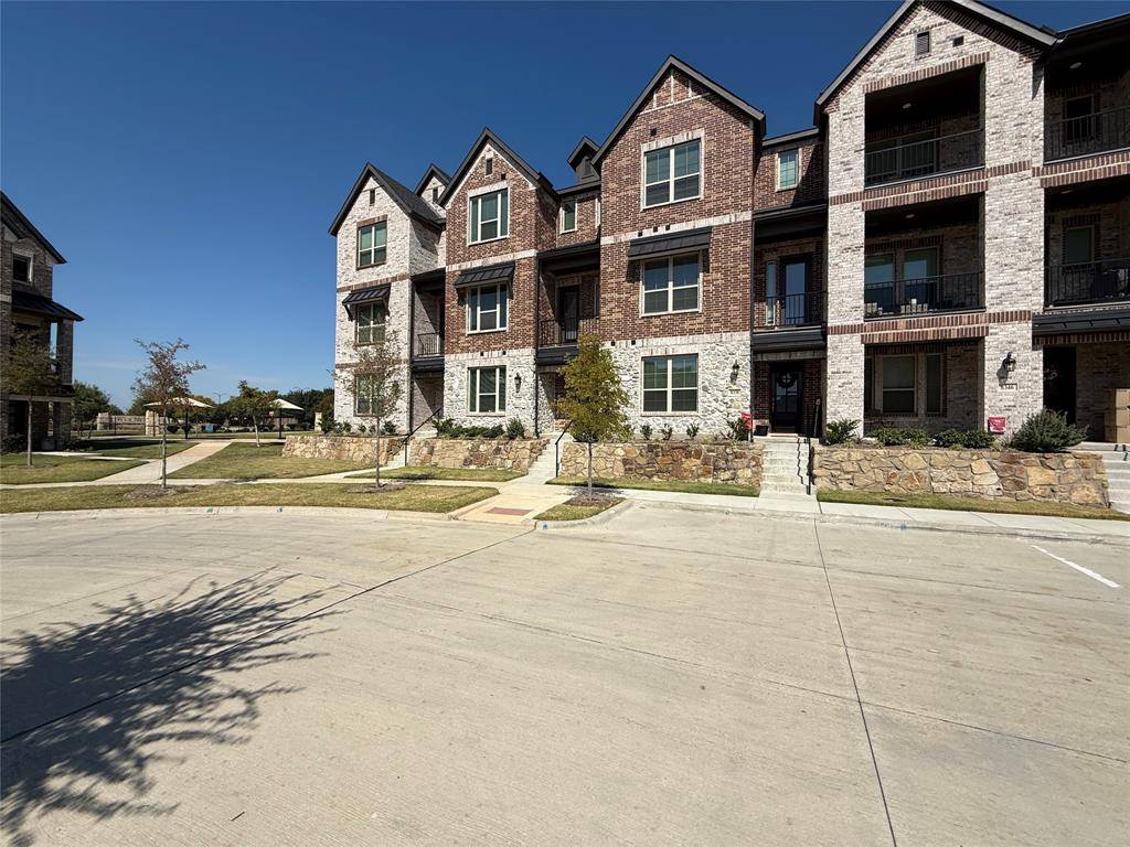 Frisco, TX 75034,8330 Massive Drive