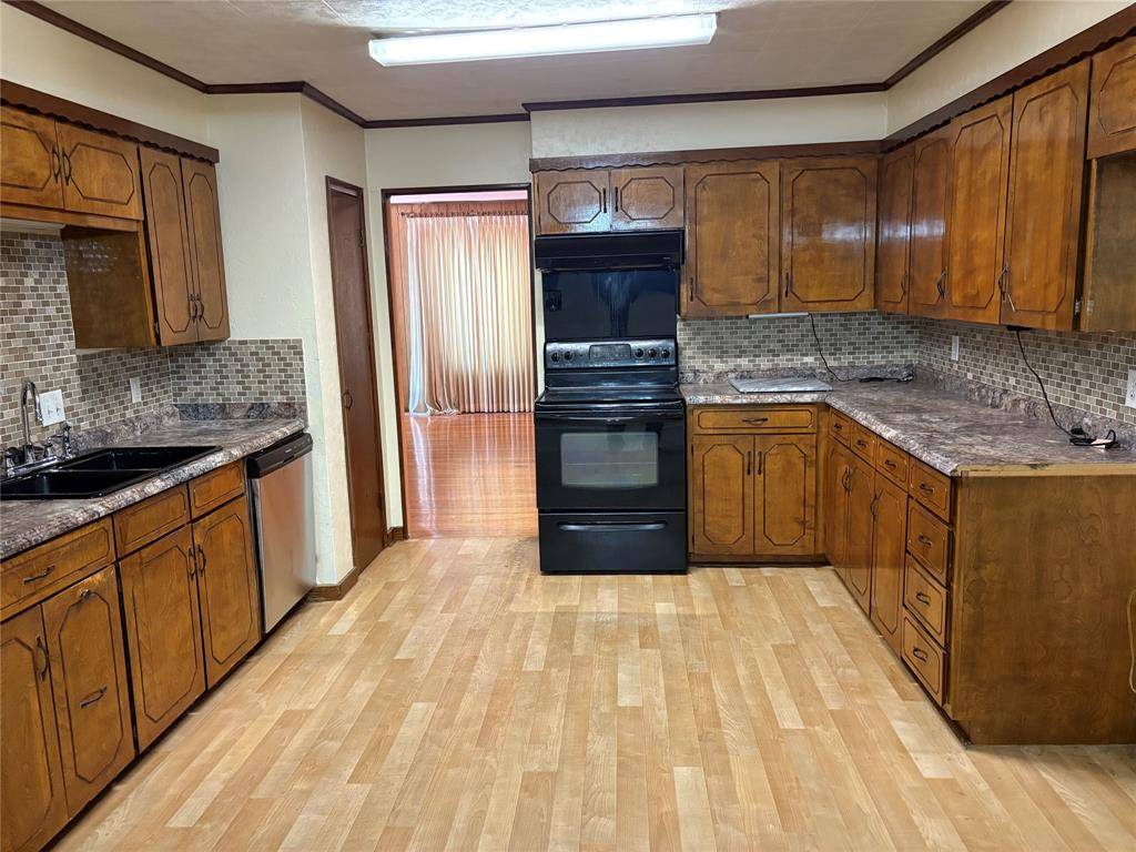 Fort Worth, TX 76116,5057 Penrose Avenue