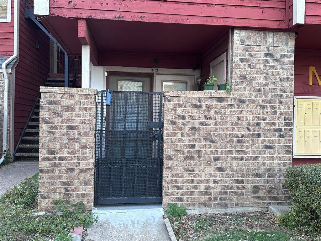 Dallas, TX 75243,9827 Walnut Street #113