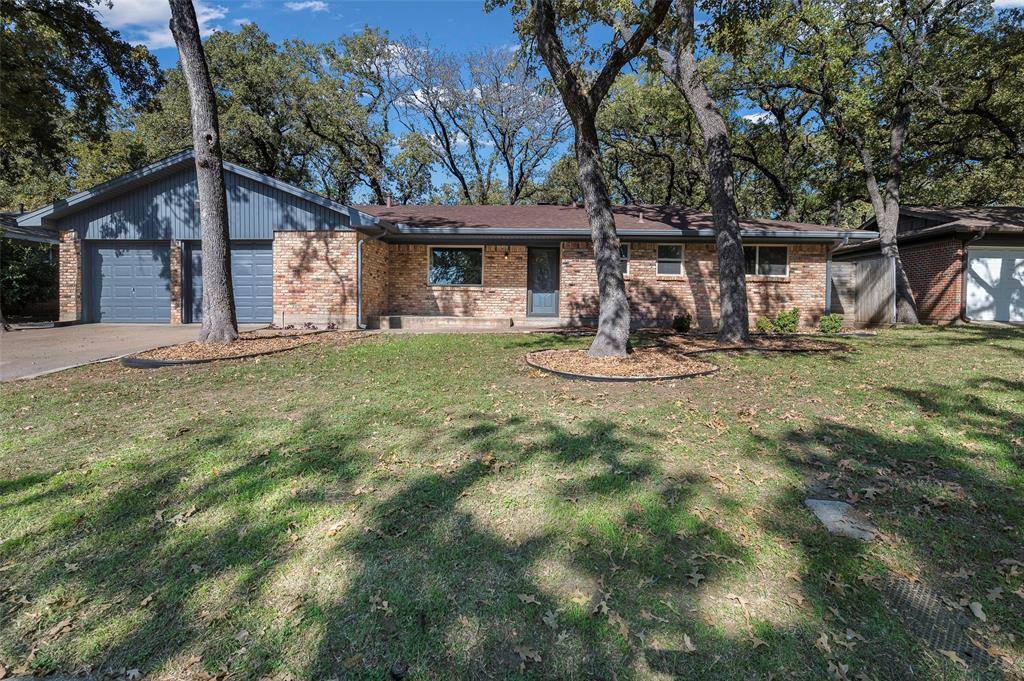 Hurst, TX 76054,608 W Pleasantview Drive
