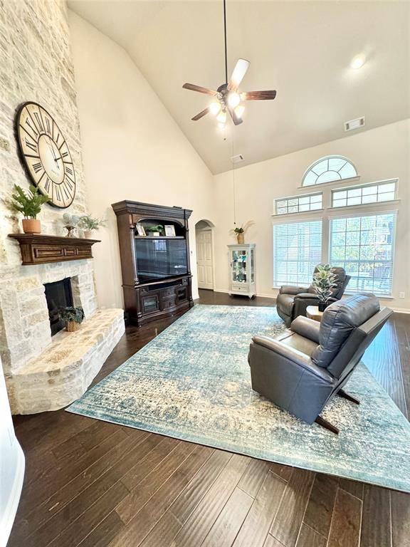 Fort Worth, TX 76177,1612 Scarlet Crown Drive