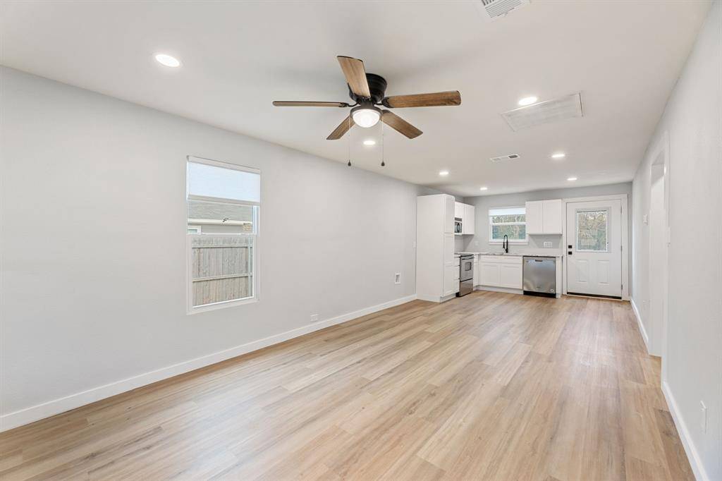 Fort Worth, TX 76105,2512 Campbell Street