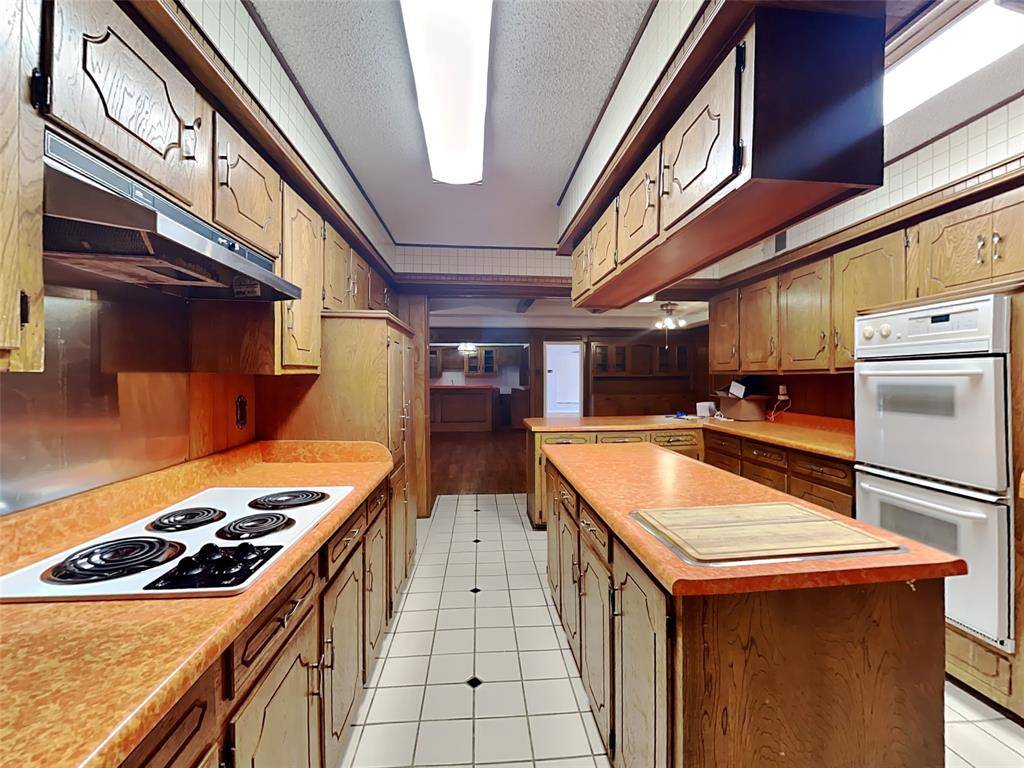 Dallas, TX 75227,7105 Rolling Fork Drive