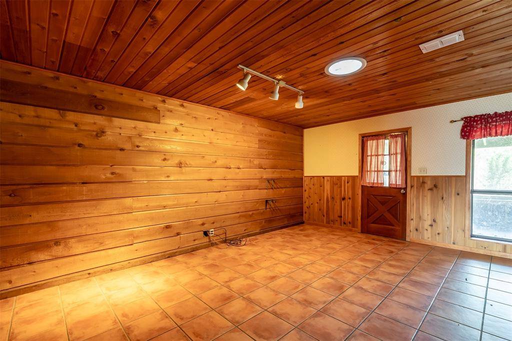 Tyler, TX 75703,12244 County Road 180