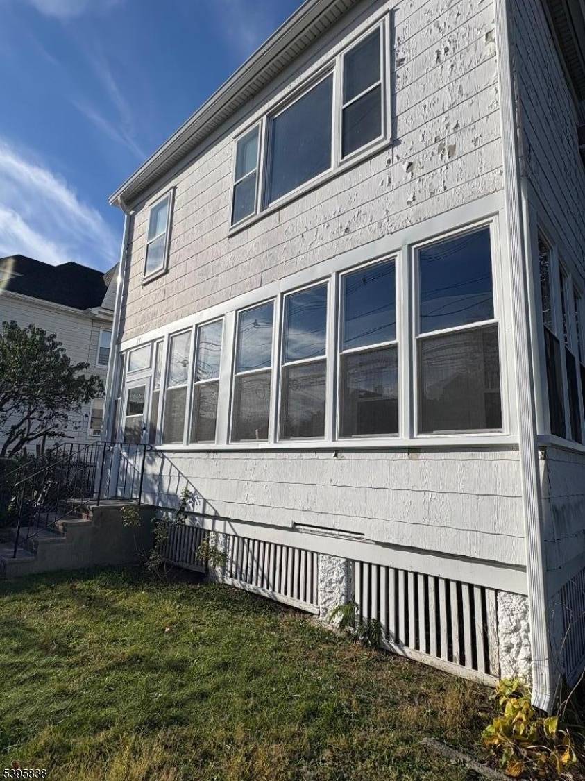 Clifton City, NJ 07011,311 Lexington Ave