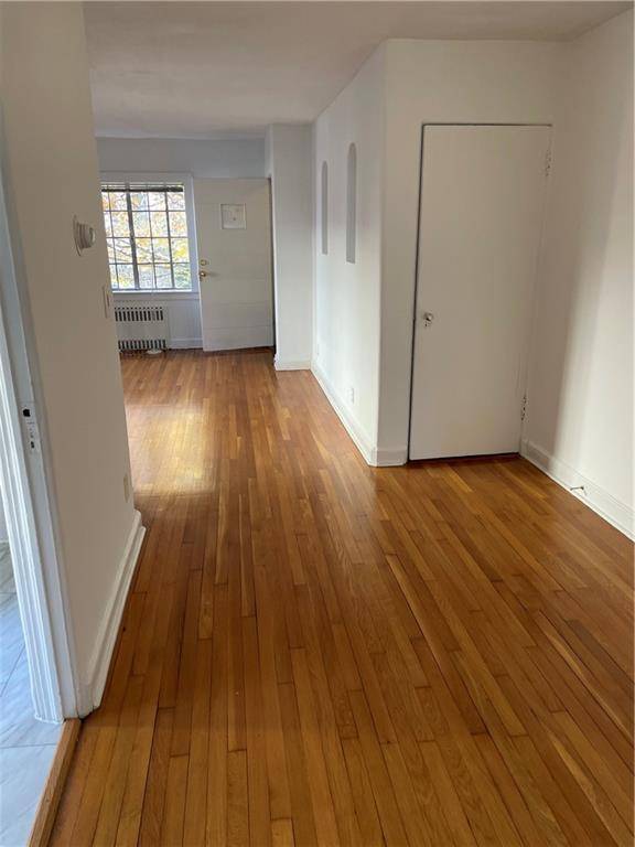 Staten  Island, NY 10301,58-62 University PL