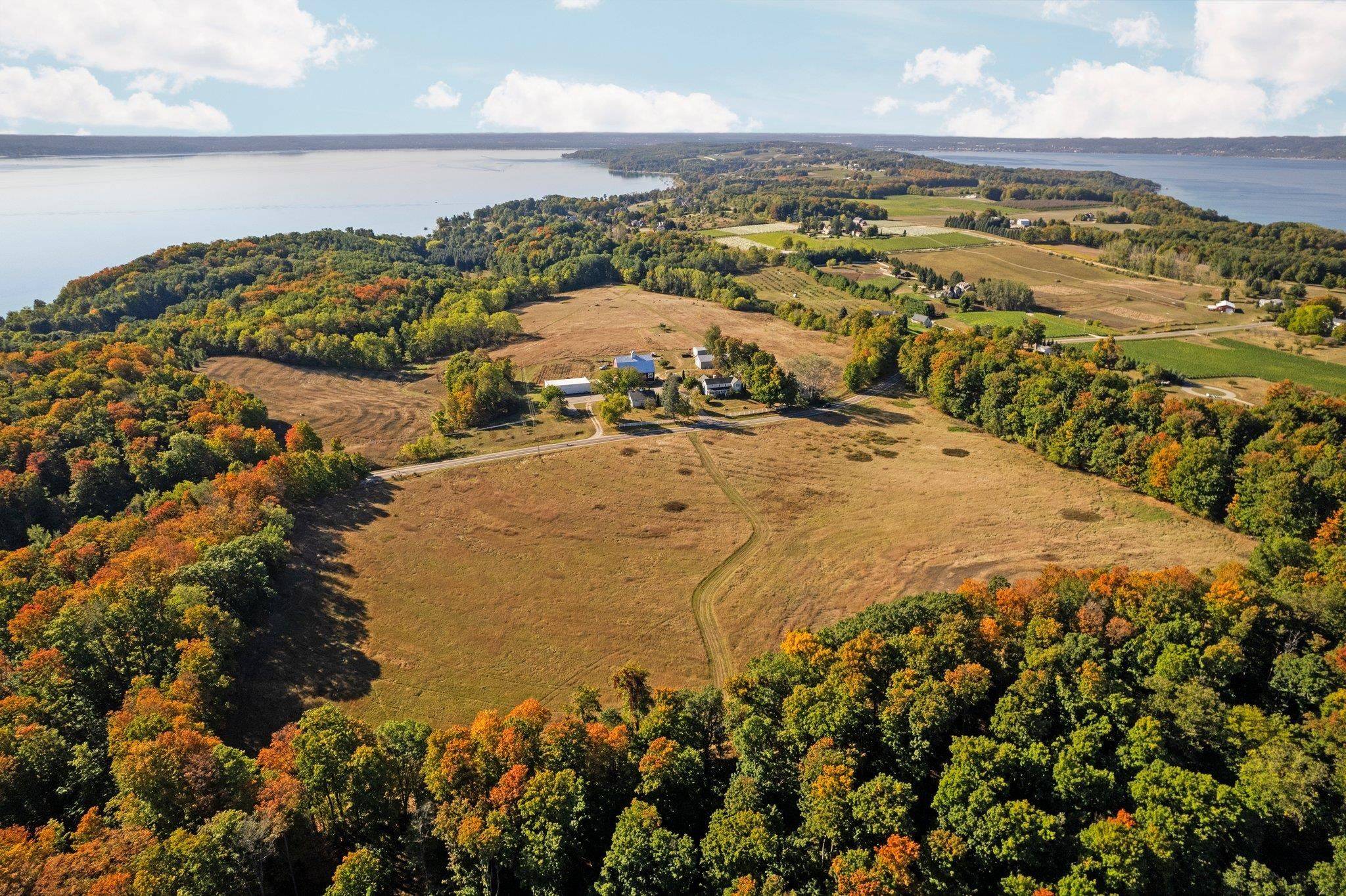 Traverse City, MI 49686,1378 Gray RD