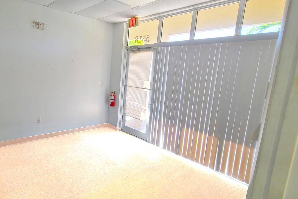 Sunrise, FL 33351,5501 N Nob Hill Rd #5513 & 5517