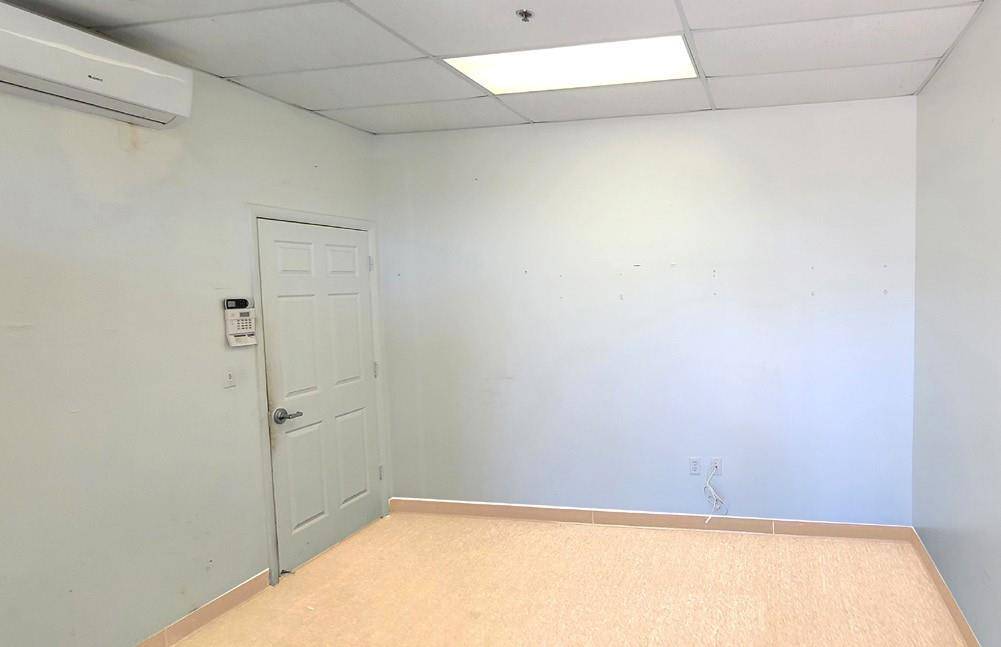 Sunrise, FL 33351,5501 N Nob Hill Rd #5513 & 5517