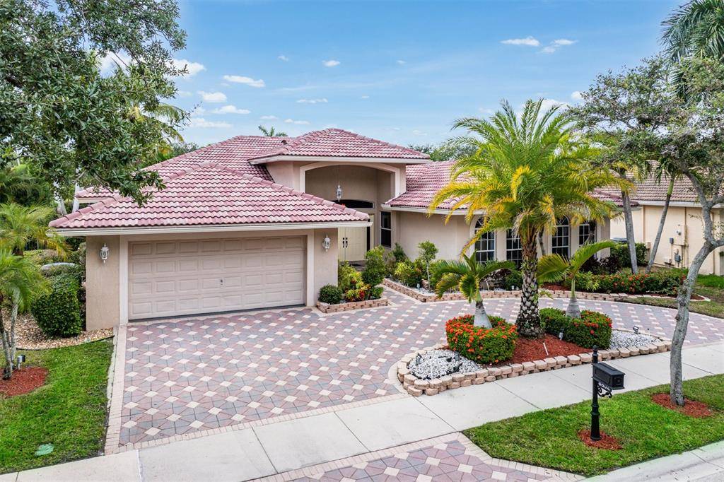 Weston, FL 33331,3852 Oak Ridge Cir