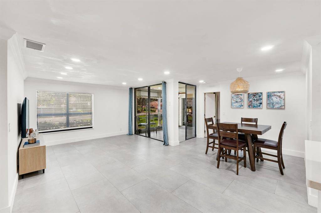 Coconut Creek, FL 33066,4125 S Carambola Cir #2126