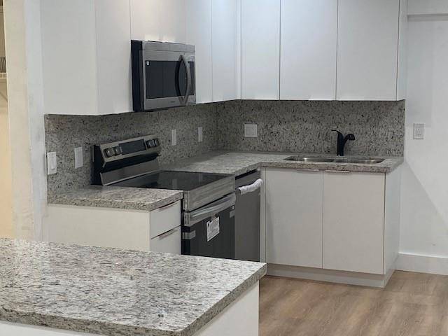 Coral Springs, FL 33065,7546 NW 44 Court #E