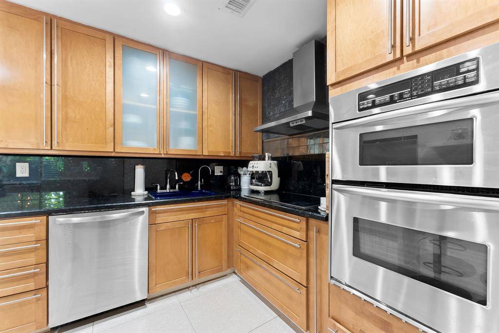 Fort Lauderdale, FL 33304,1401 NE 5th Ter