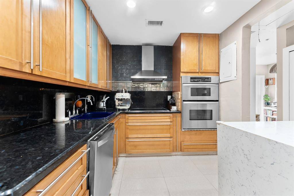 Fort Lauderdale, FL 33304,1401 NE 5th Ter