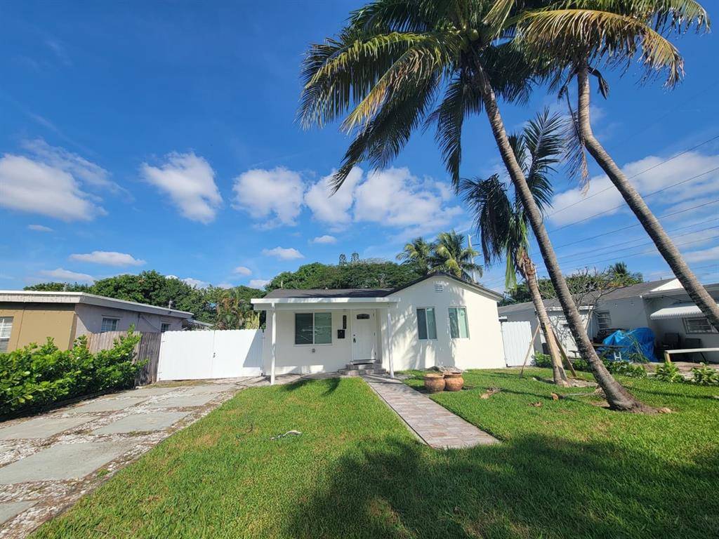 Hollywood, FL 33020,2207 Taft Street