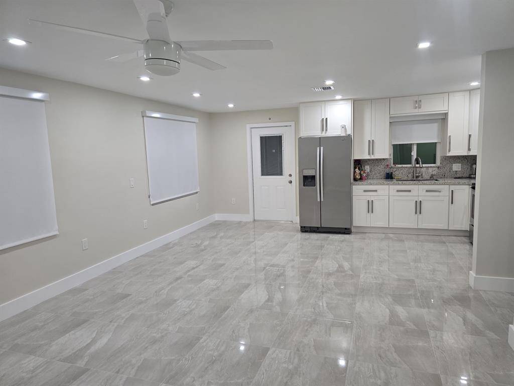 Hollywood, FL 33020,2207 Taft Street