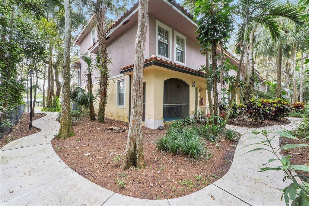 Coral Springs, FL 33067,6926 W Sample Rd #6926