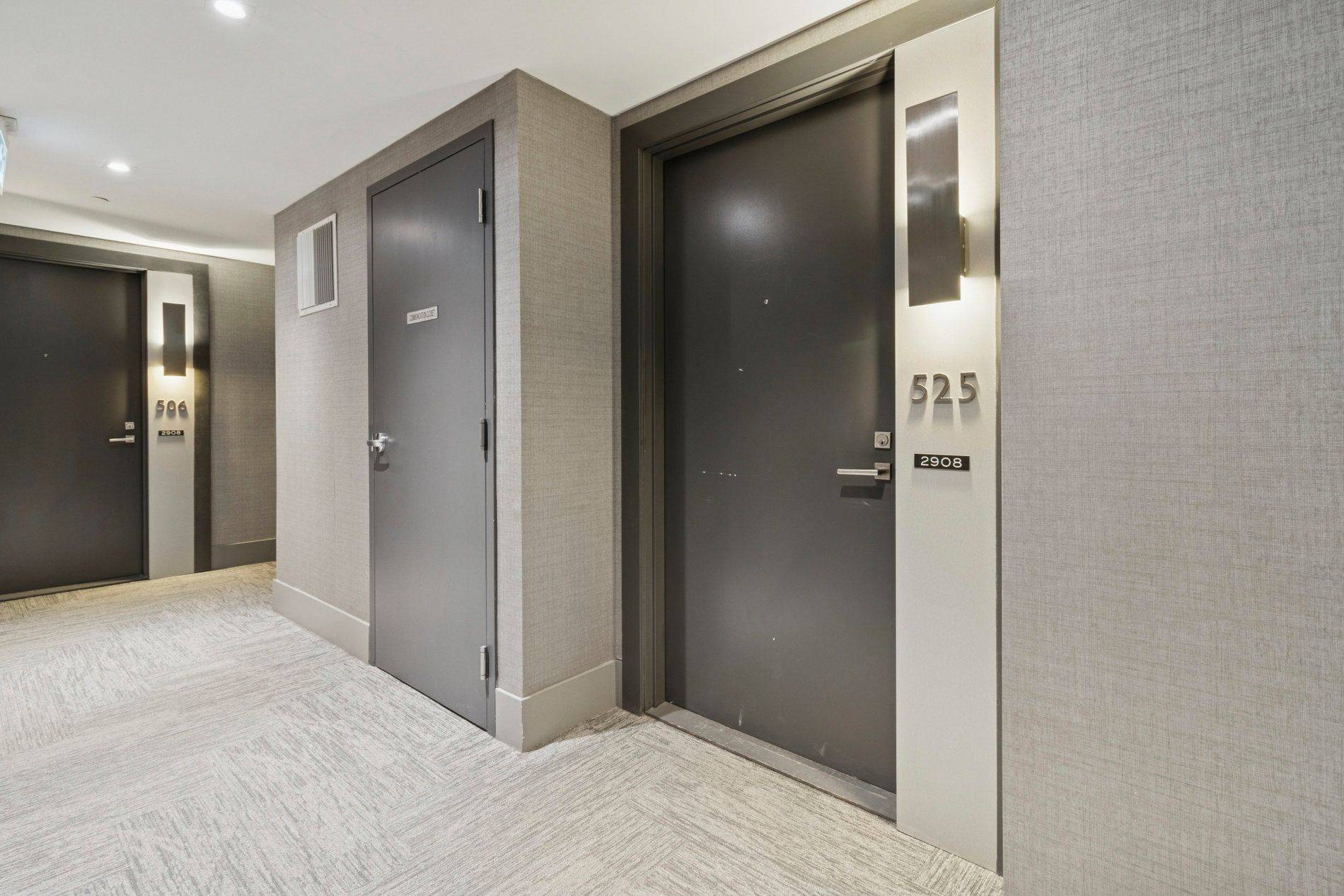 Vaughan, ON L4K 0K5,2908 Hwy 7 N/A #525