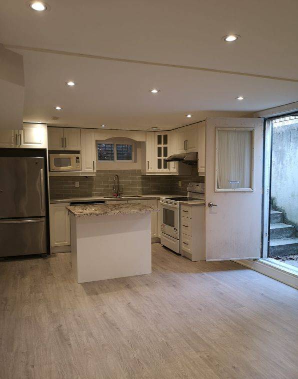 Markham, ON L3T 4W9,46 Willowbrook RD #Lower