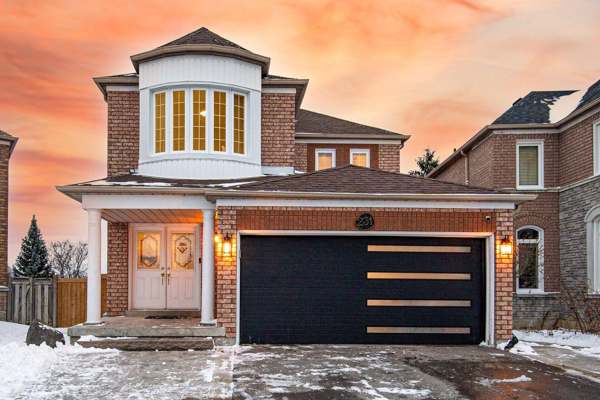 Vaughan, ON L4L 9B4,231 Matthew DR
