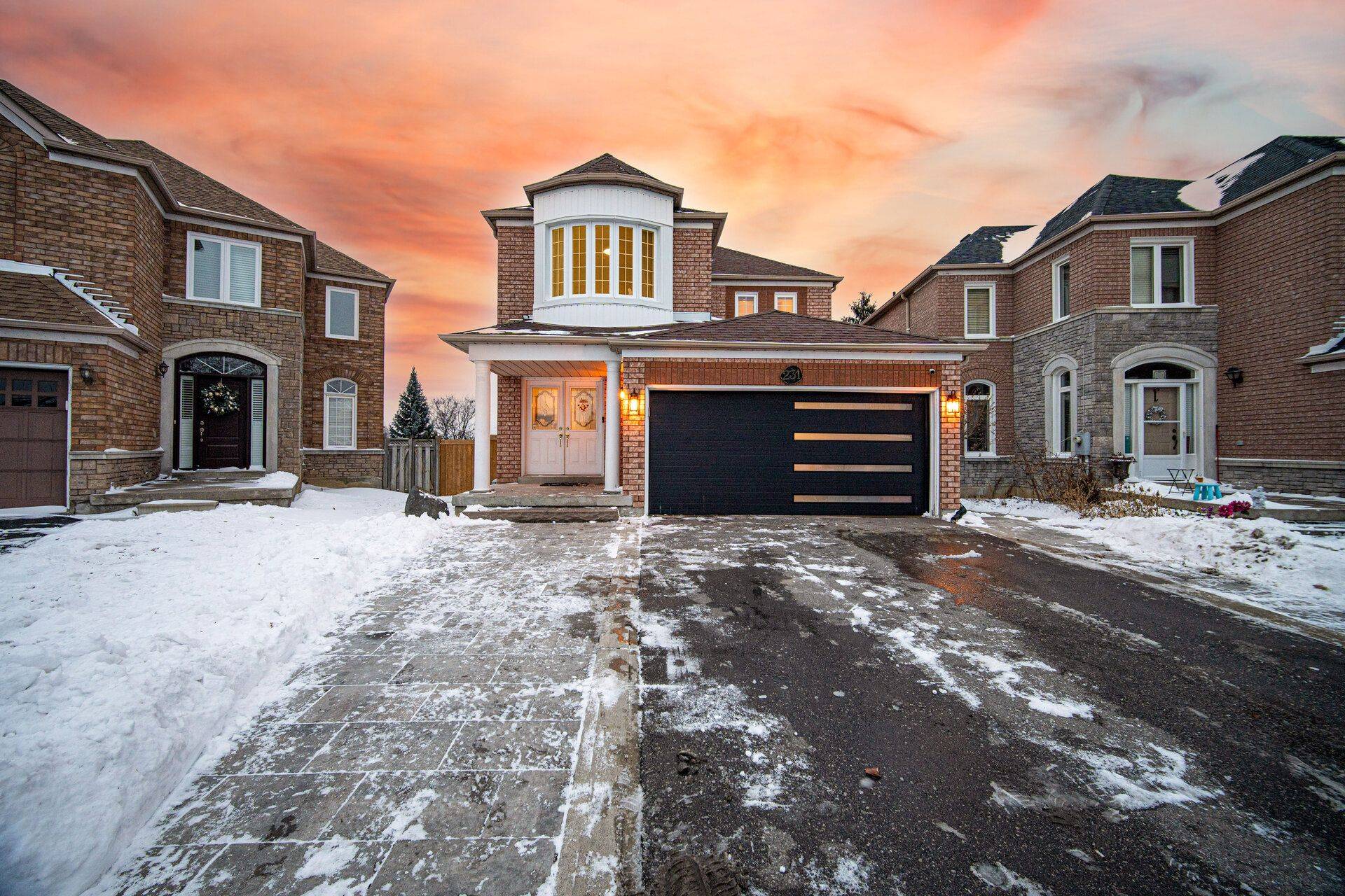 Vaughan, ON L4L 9B4,231 Matthew DR