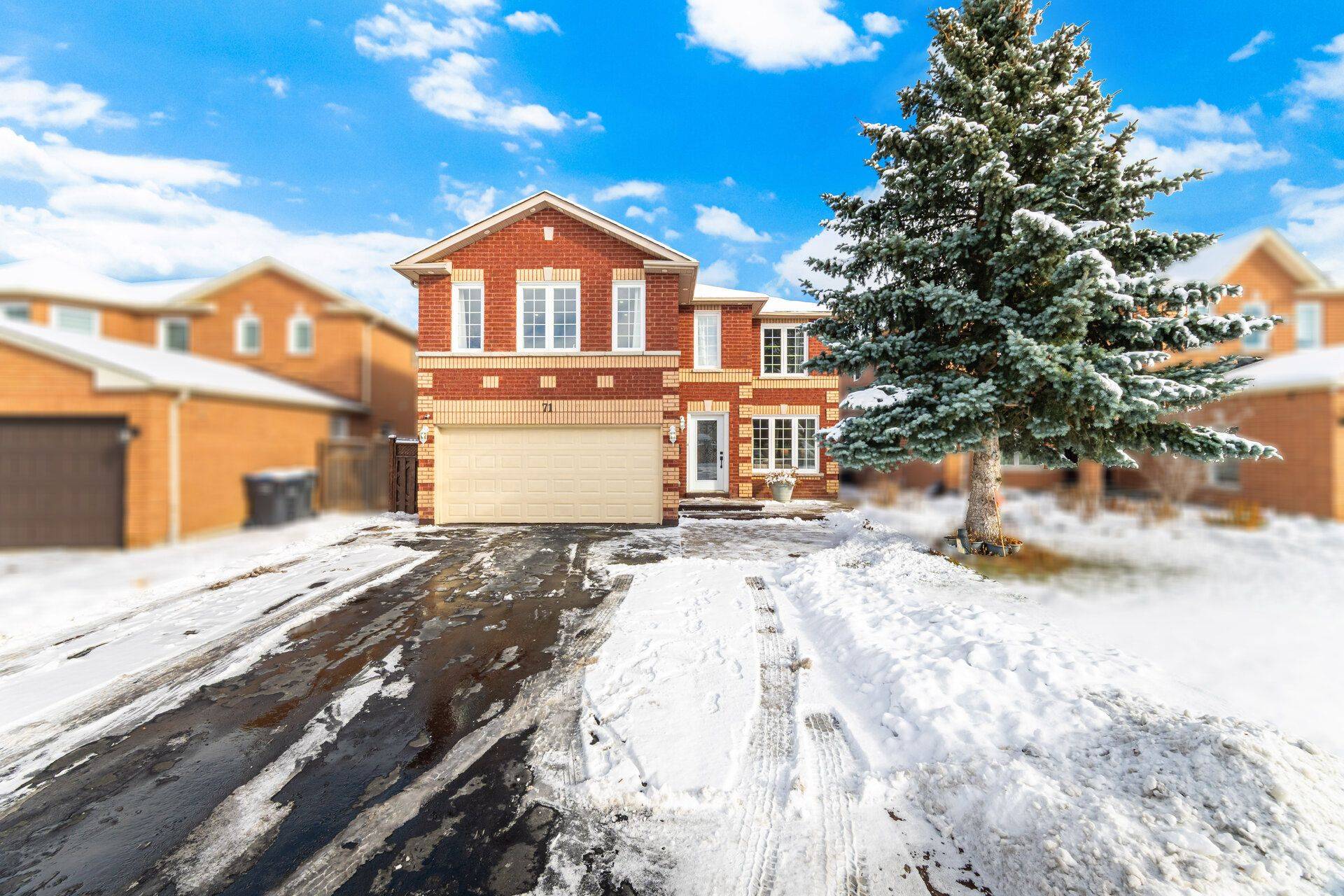 Caledon, ON L7C 1A7,71 Hutton CRES