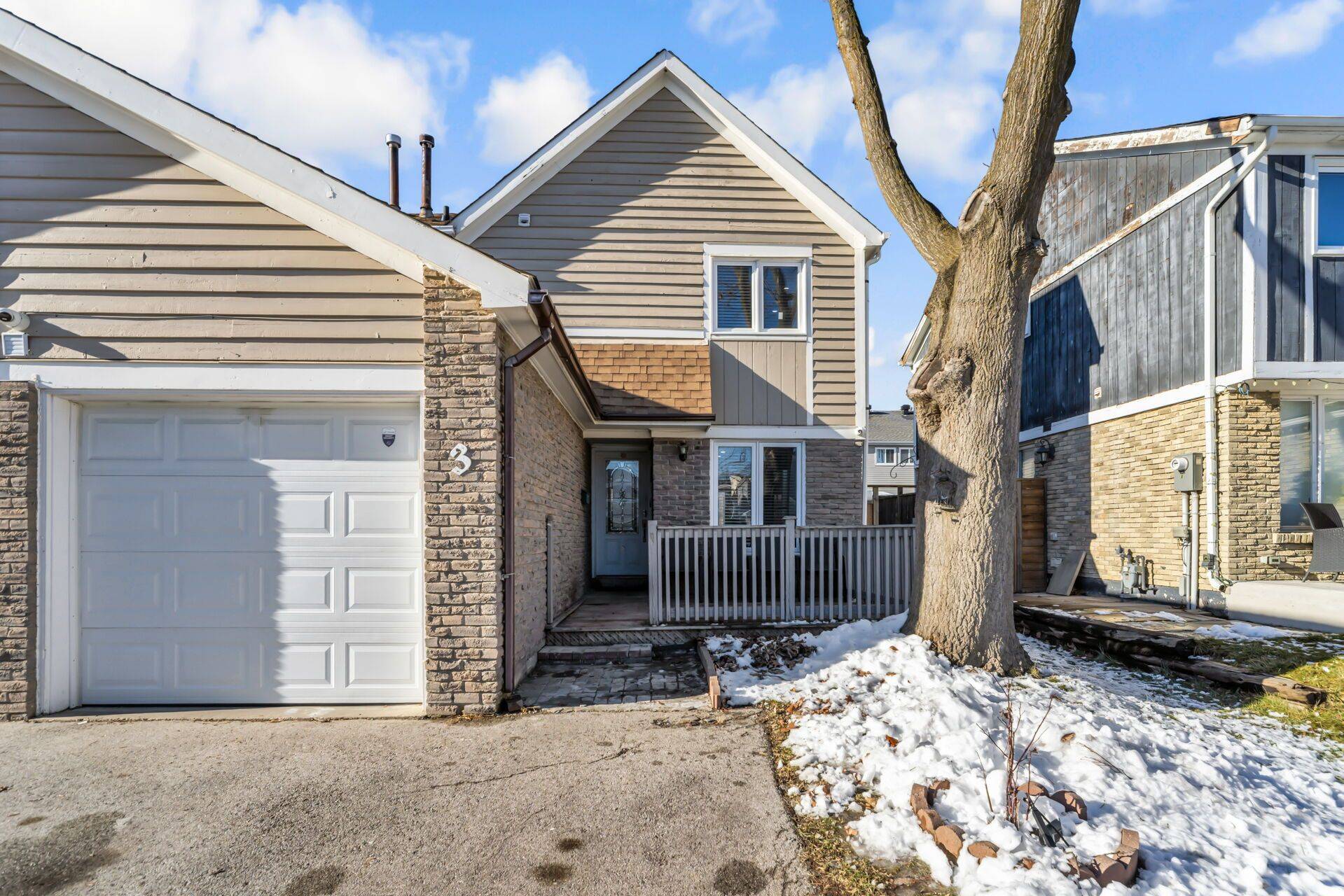 Brampton, ON L6Z 1B8,3 Nottawasaga CRES