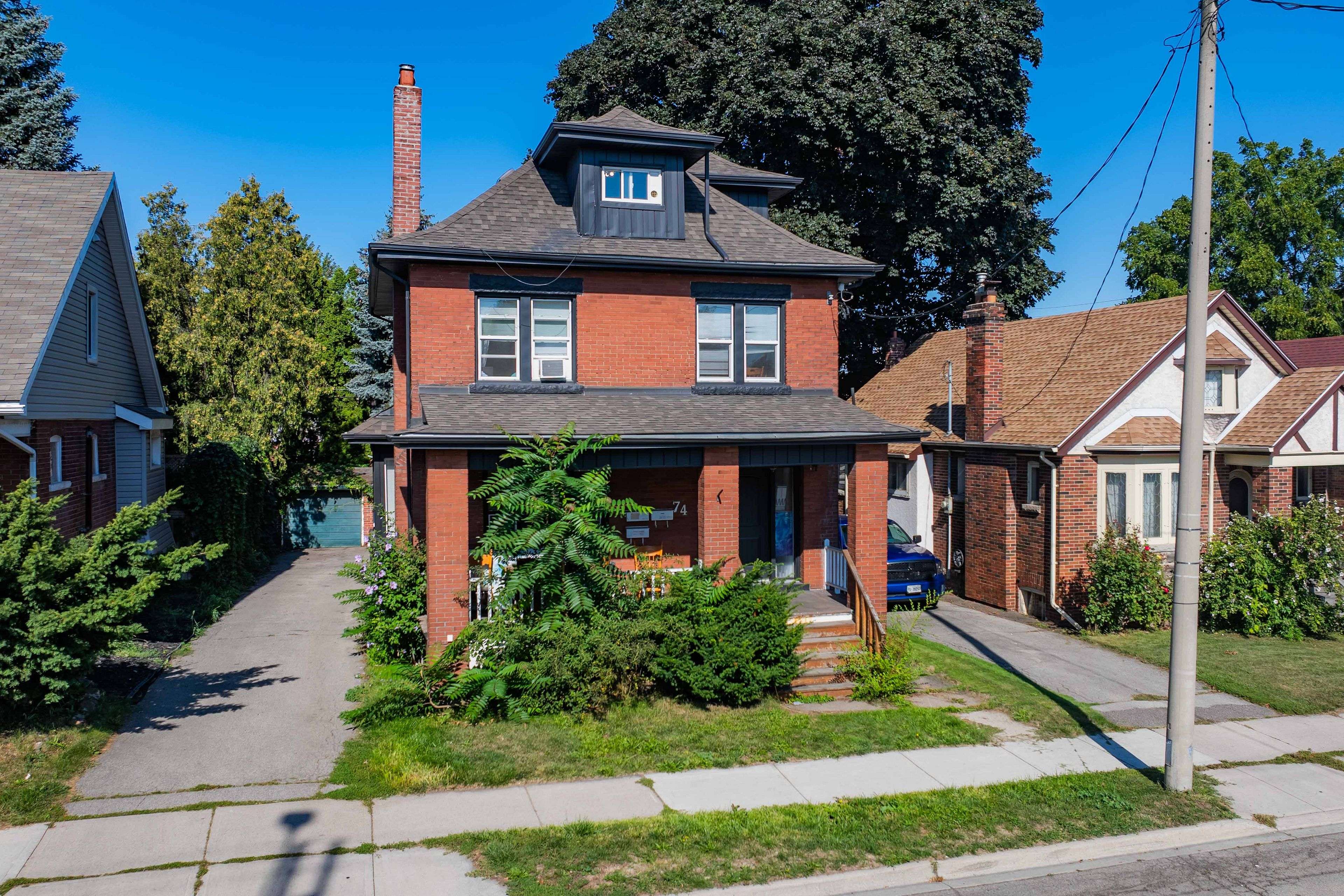 Hamilton, ON L8K 2S9,74 Kenilworth AVE S