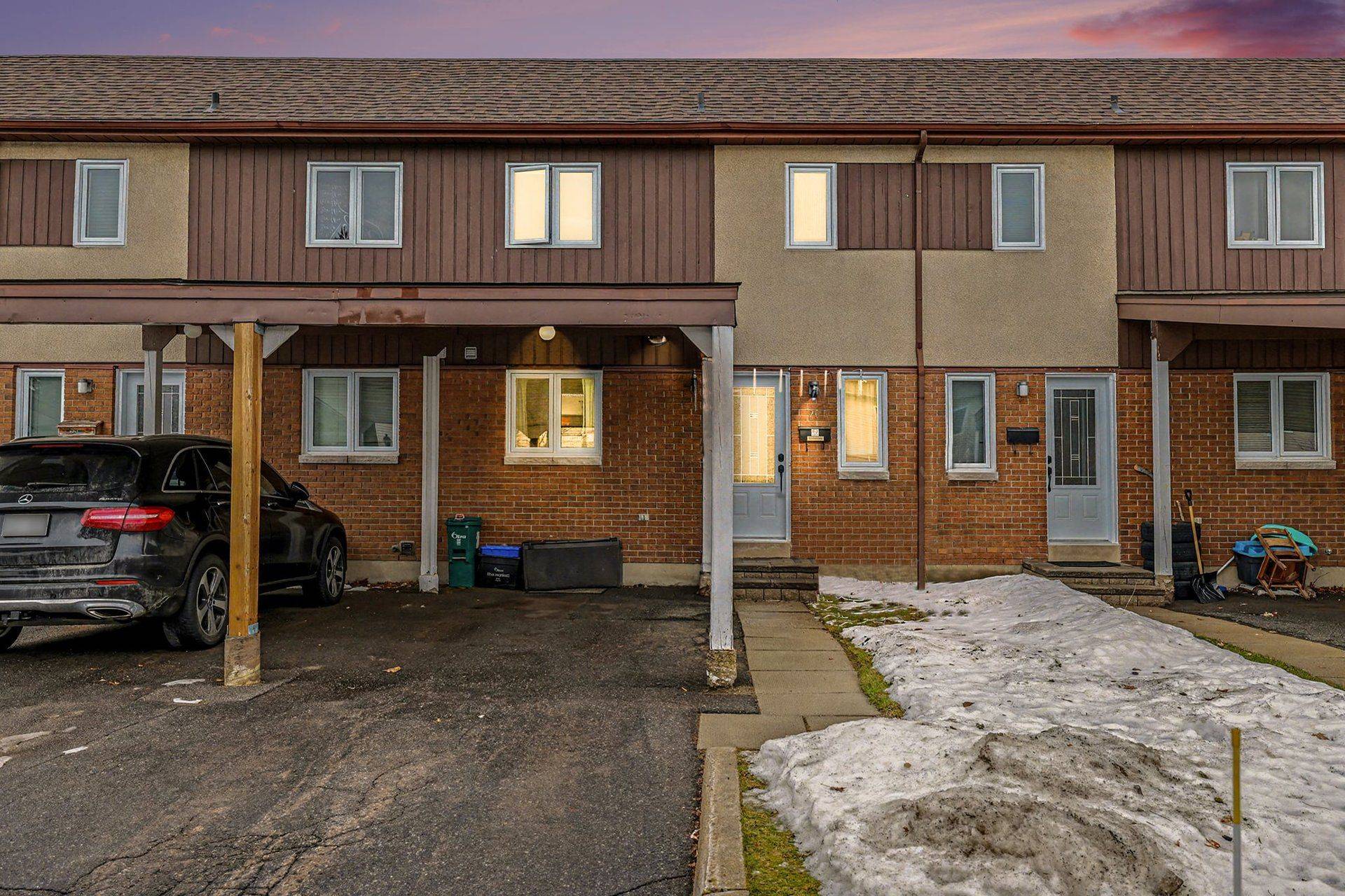 Bells Corners And South To Fallowfield, ON K2H 9B6,20 Lovell LN