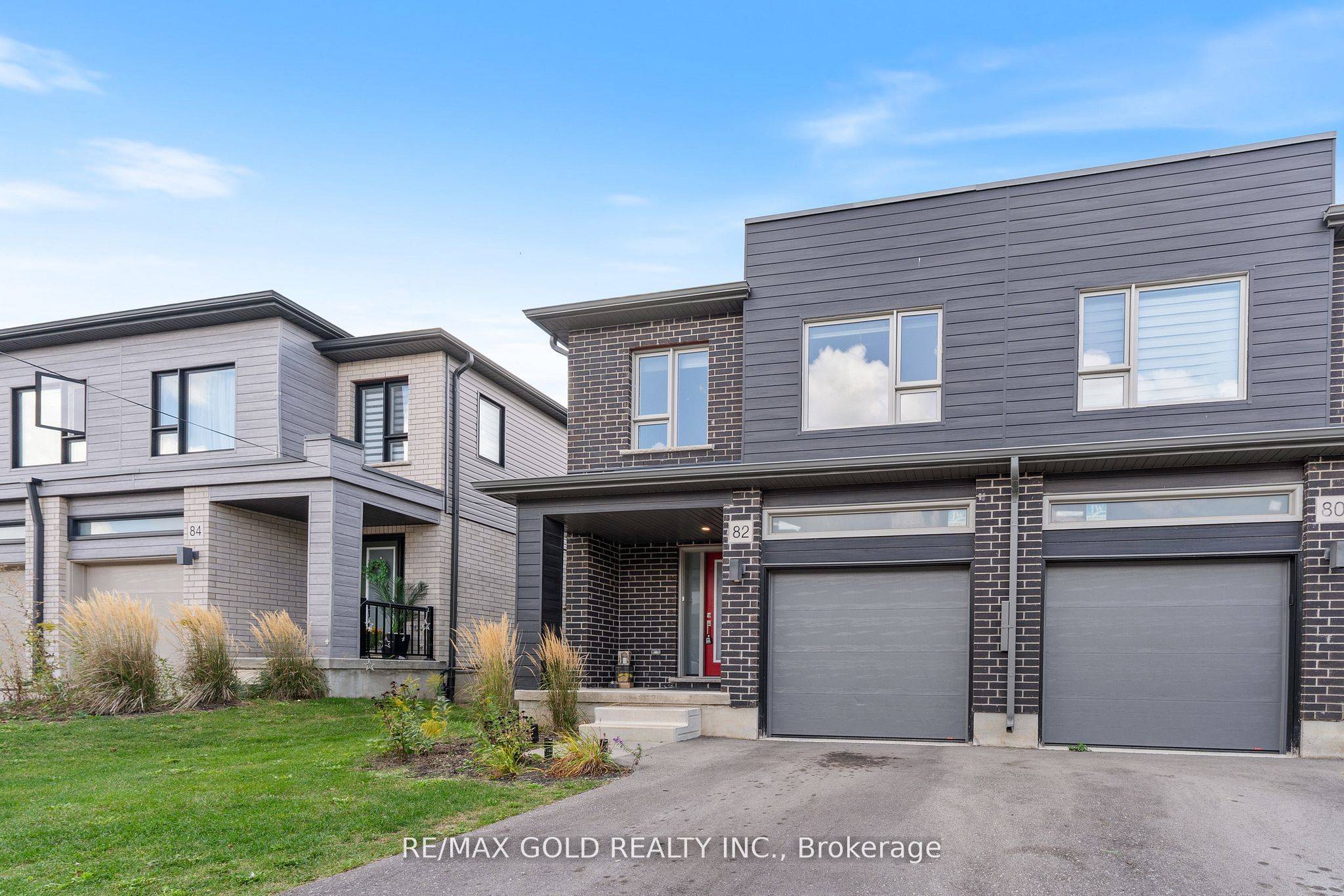 Kitchener, ON N2R 0R2,82 Pony WAY