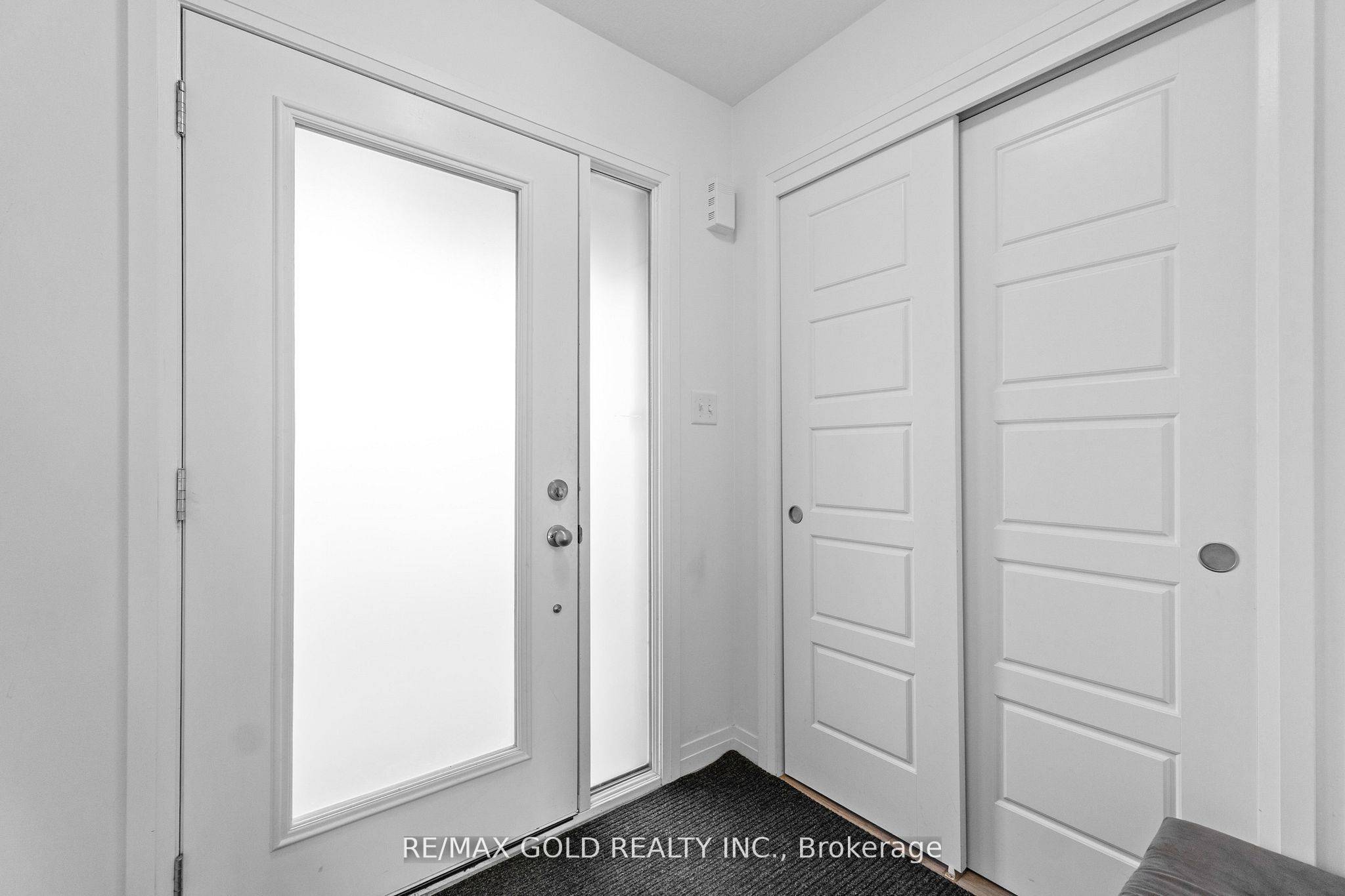 Kitchener, ON N2R 0R2,82 Pony WAY