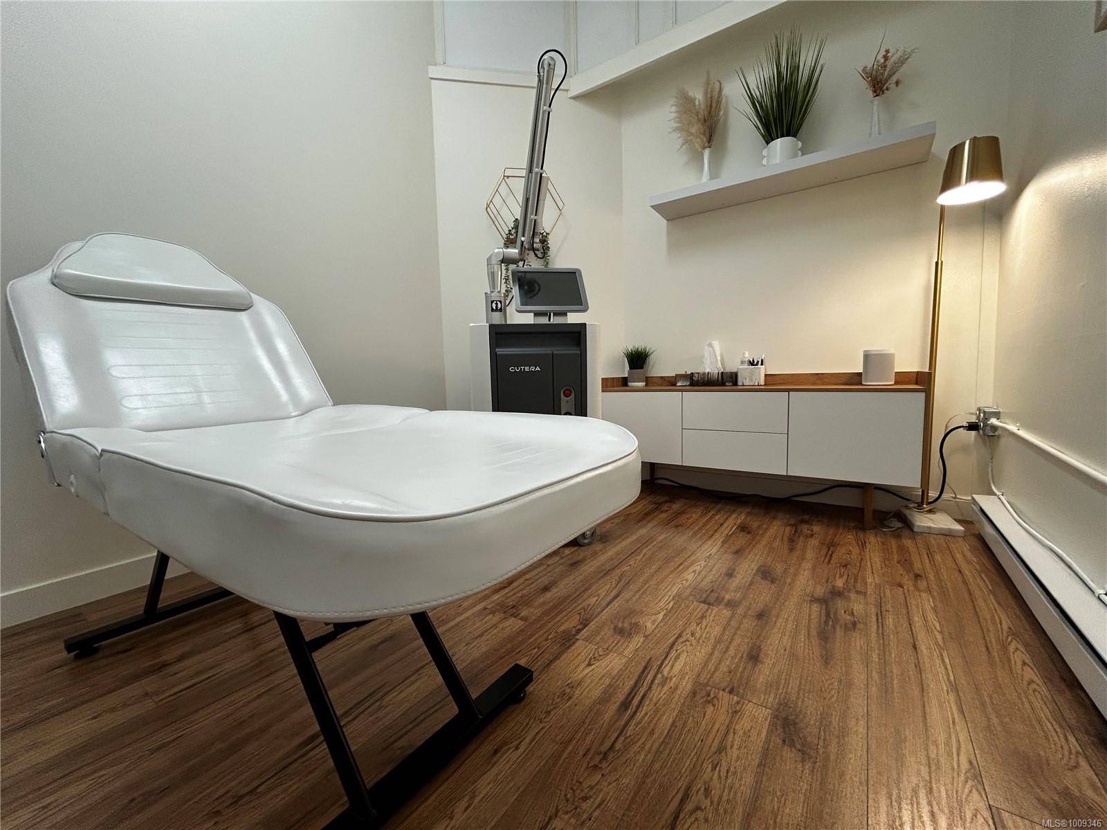 Duncan, BC V9L 1W6,151 Jubilee St