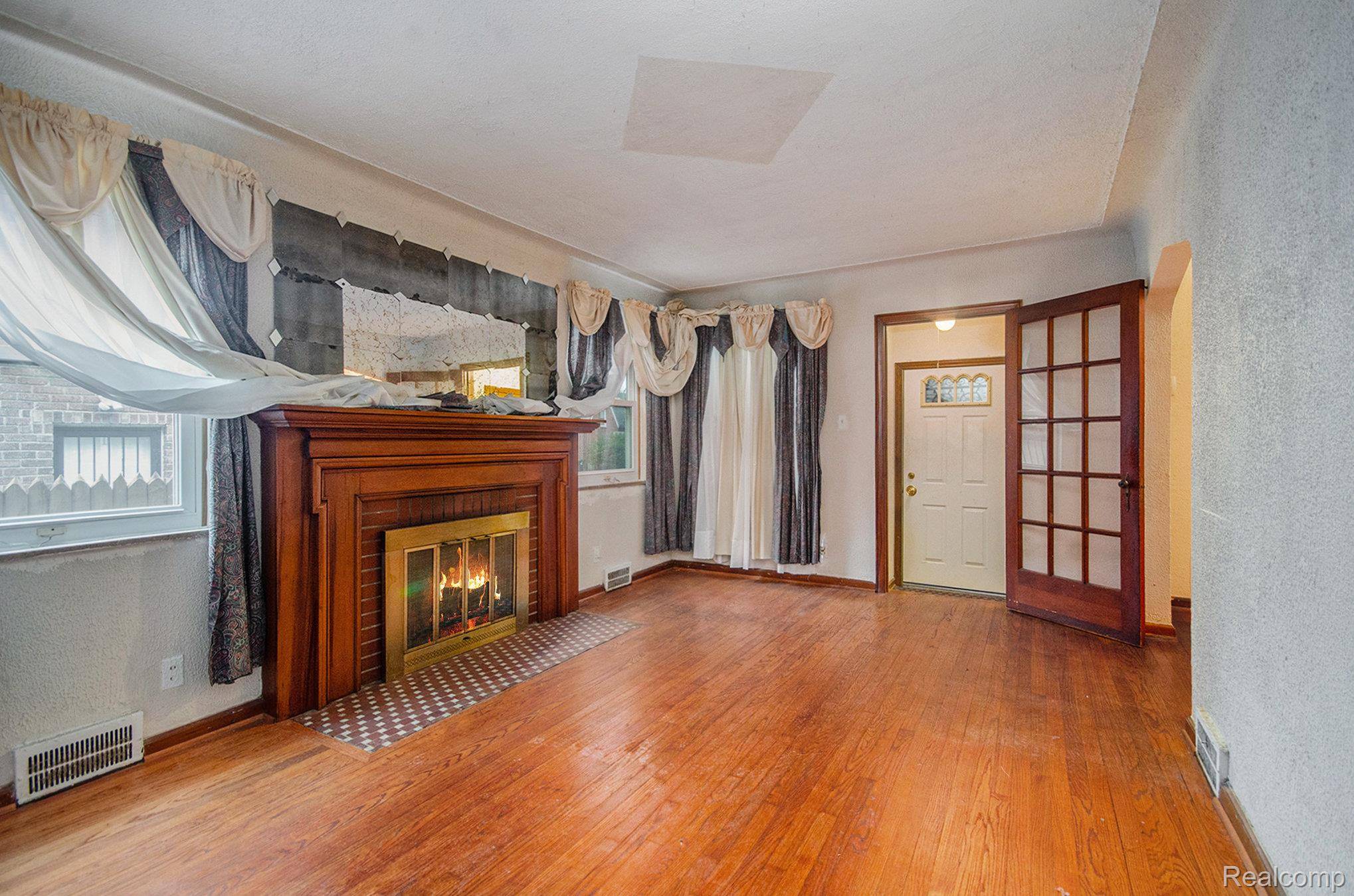 Detroit, MI 48224,10441 Roxbury ST