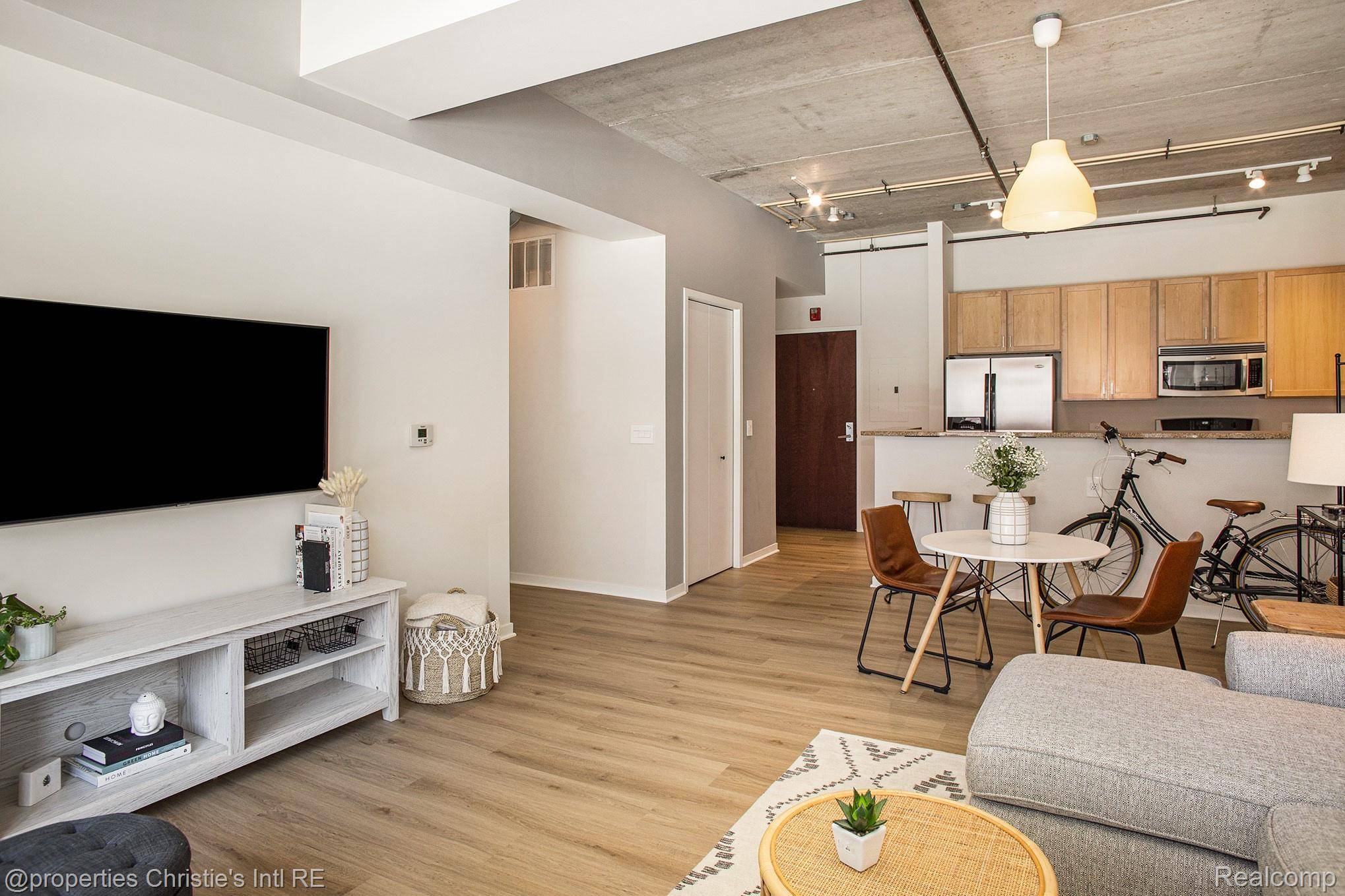 Detroit, MI 48201,3670 WOODWARD AVE #205