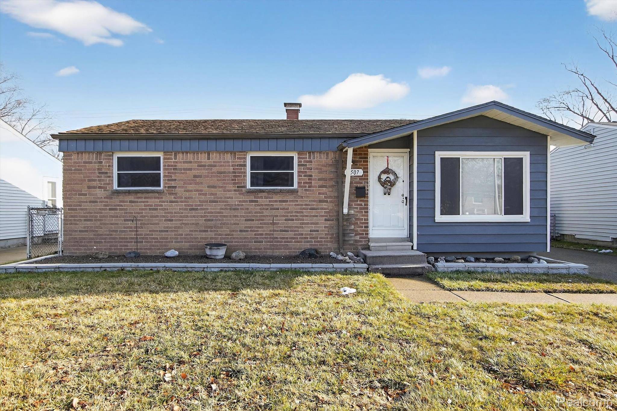 Westland, MI 48186,1507 Gloria ST