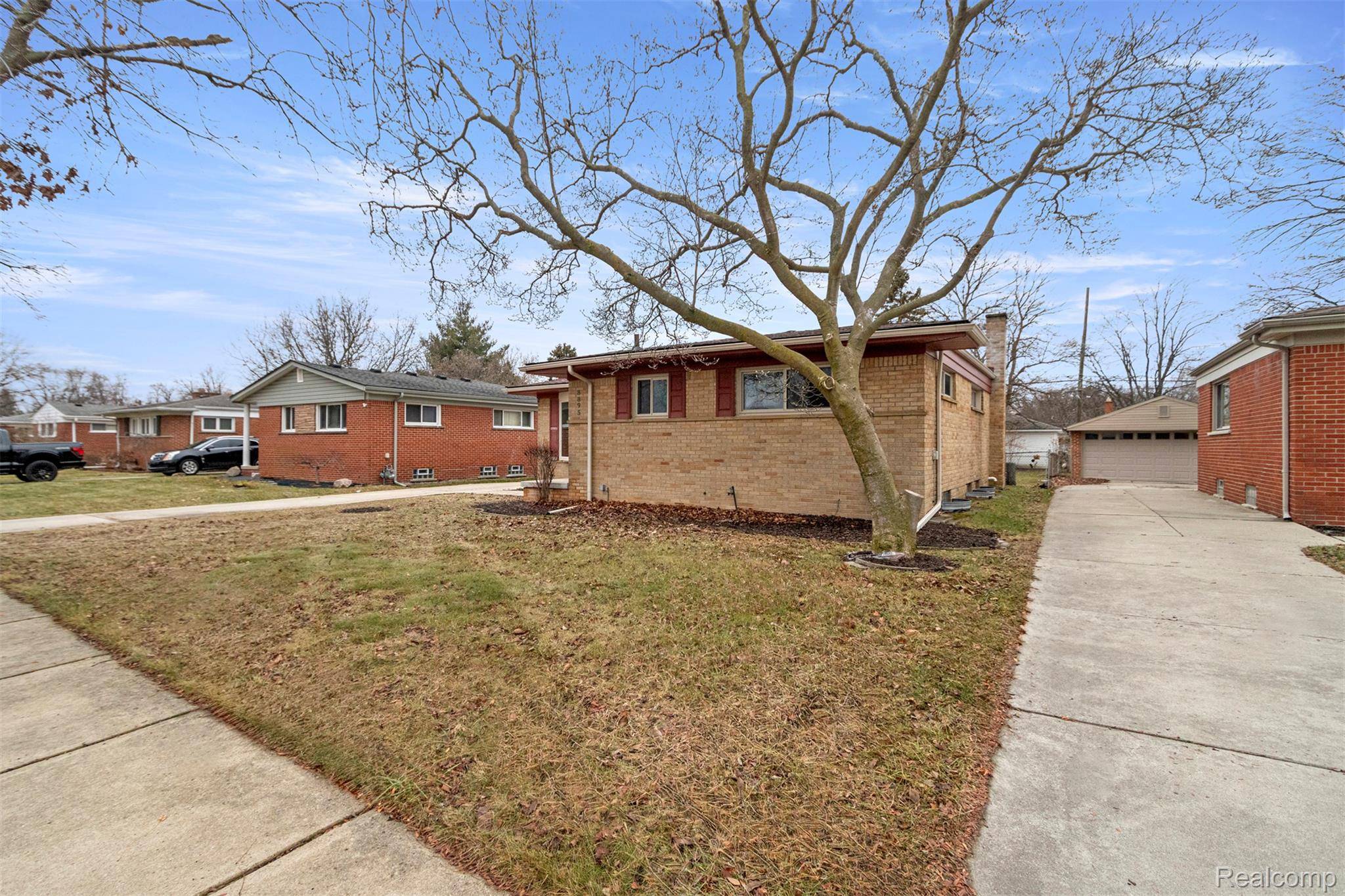 Redford, MI 48239,8895 Lenore Ave