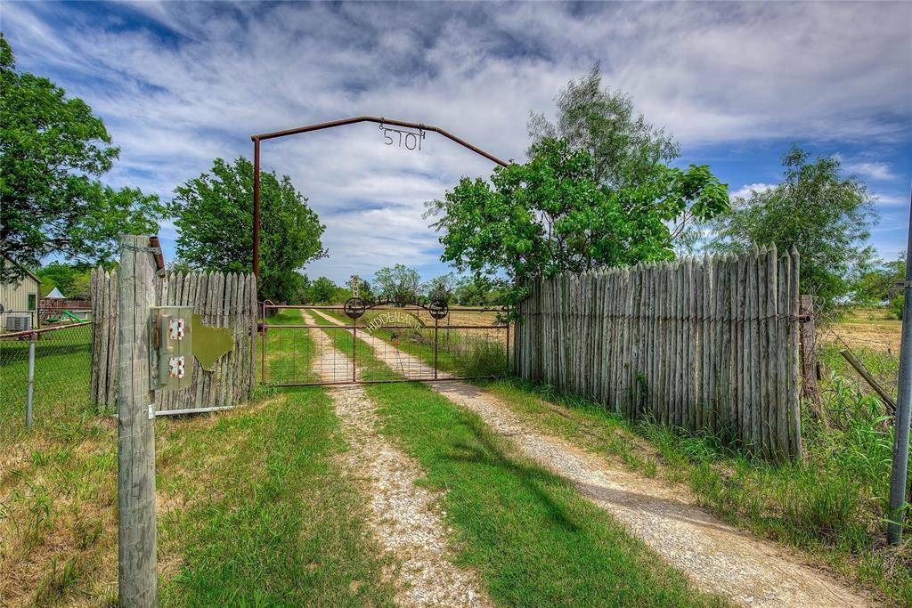 Quinlan, TX 75474,5701 Fm 2101