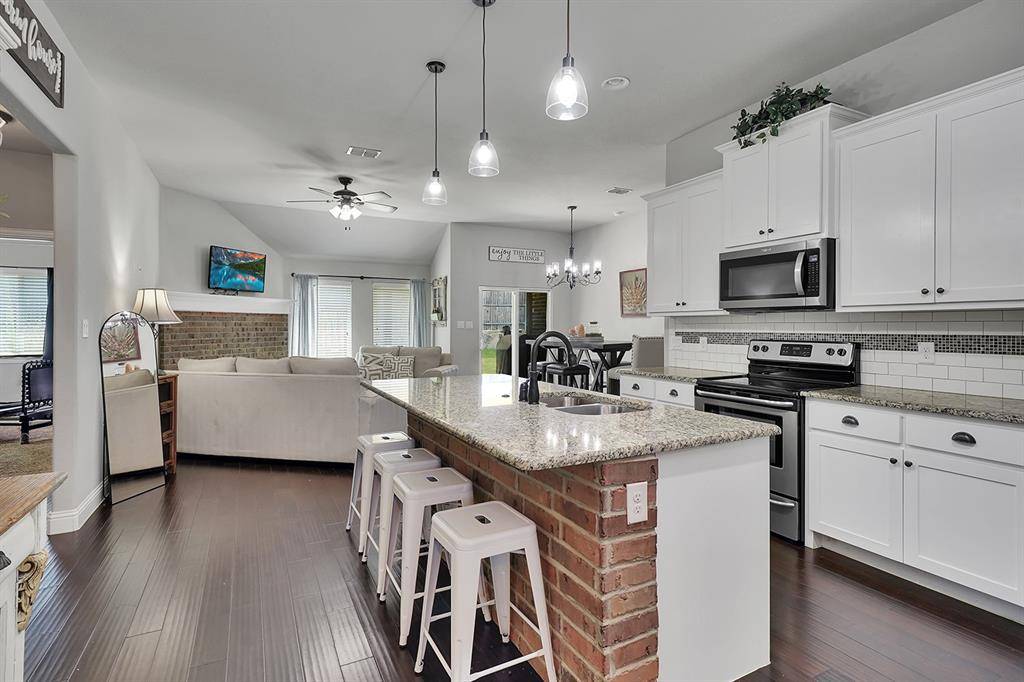 Sanger, TX 76266,4017 Kensington Drive