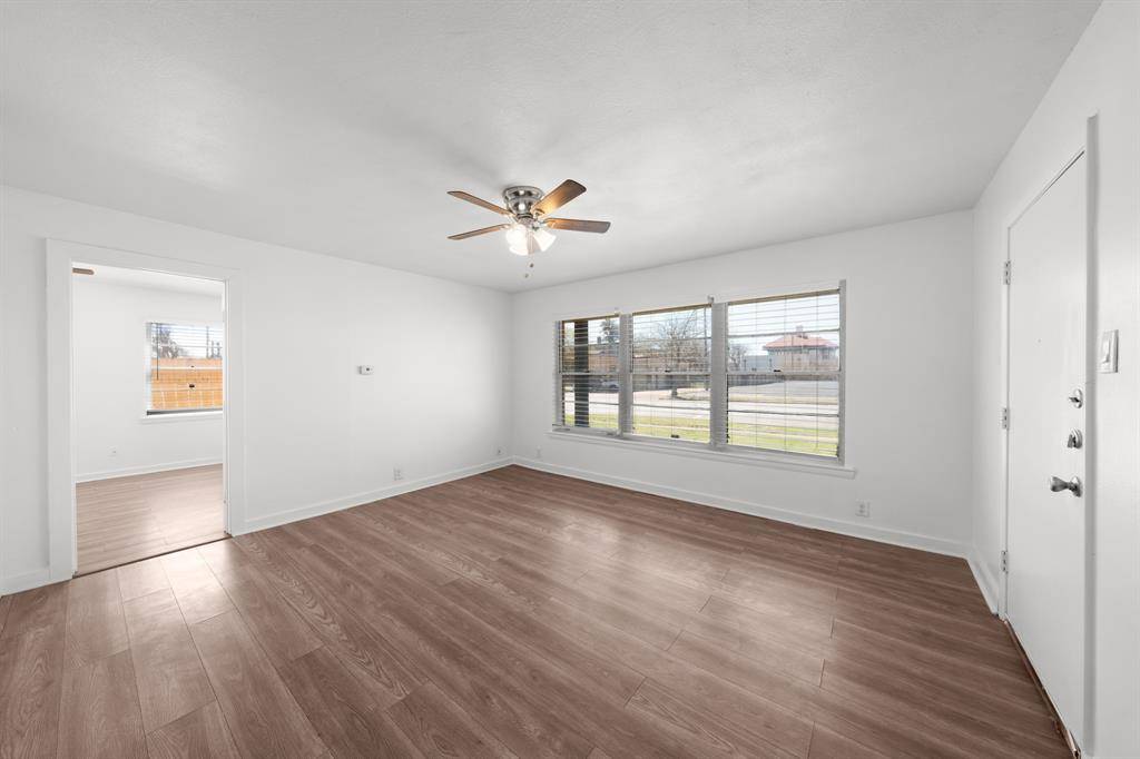 Sherman, TX 75090,523 S Travis Street #2