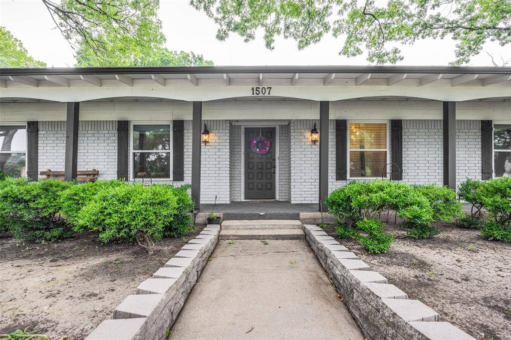 Sherman, TX 75092,1507 Greenbrier Drive