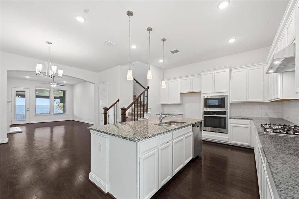 Forney, TX 75126,18136 Lakefront Court