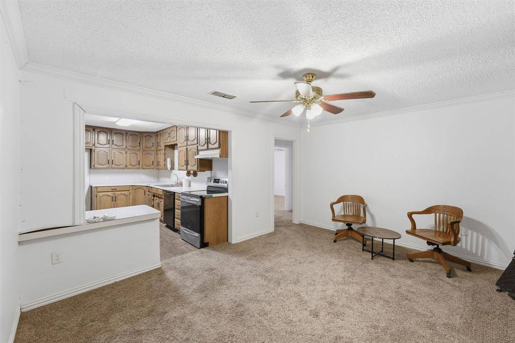 Irving, TX 75060,1911 Pembroke Street