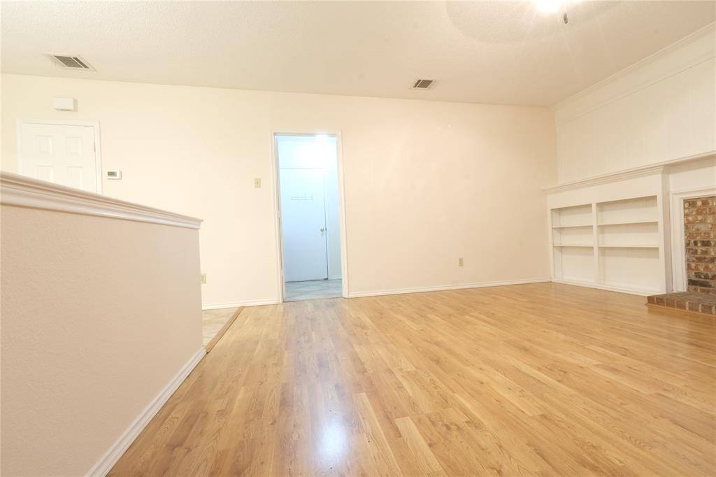 Grapevine, TX 76051,4348 Kenwood Drive