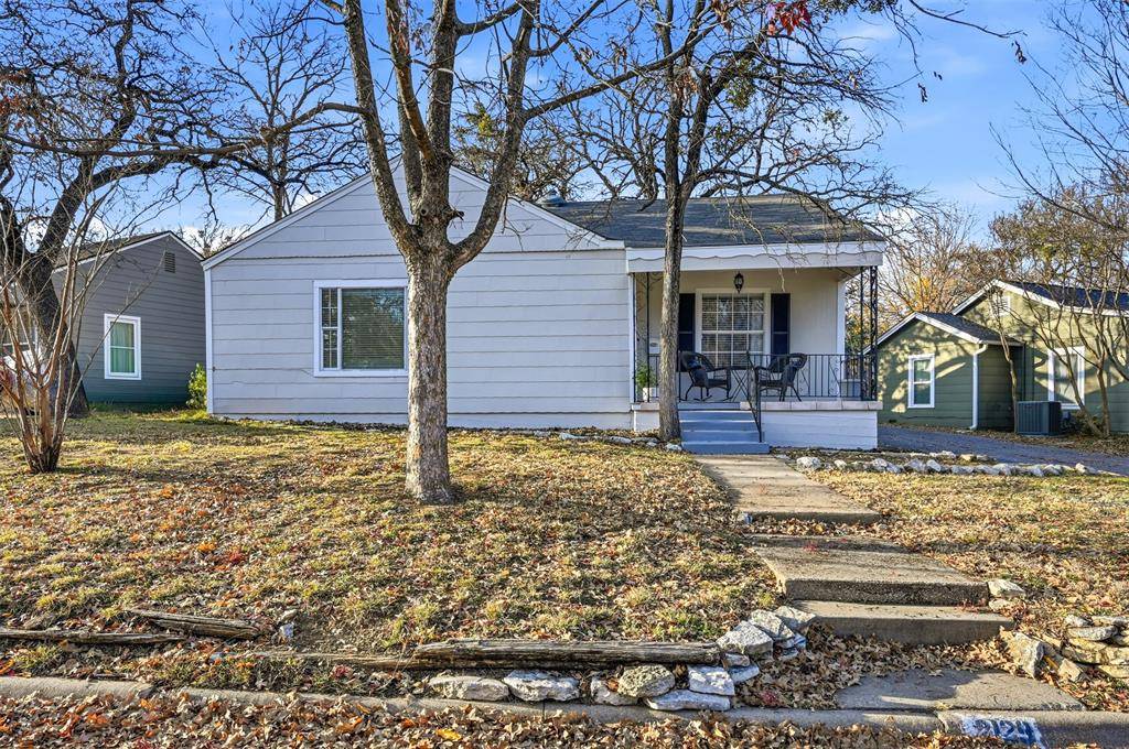 Fort Worth, TX 76111,2129 Cardinal Lane