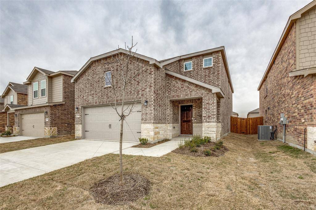 Princeton, TX 75407,858 Breakwater Drive