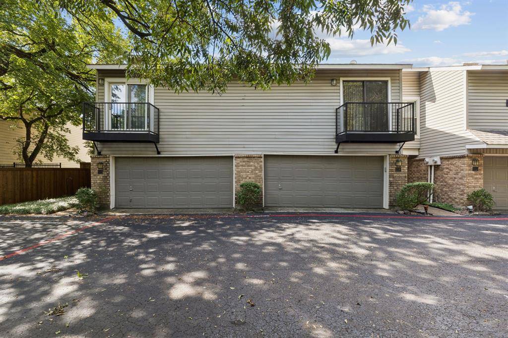 Dallas, TX 75231,7450 Holly Hill Drive #114